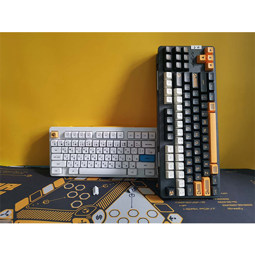 CNC иштетүү механикалык клавиатура